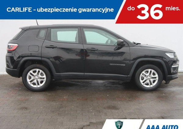 Jeep Compass cena 68000 przebieg: 118973, rok produkcji 2017 z Sucha Beskidzka małe 106